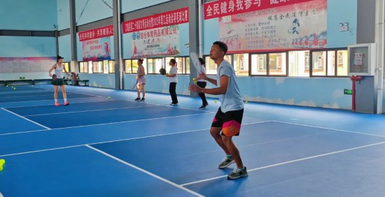 體育比賽普洱市江城縣舉行2025年匹克球培訓班(圖3)